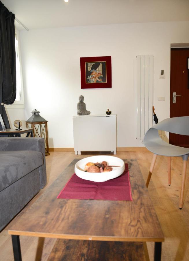 Fidia Palace Claudia'S Apartment Colosseo Róma Kültér fotó